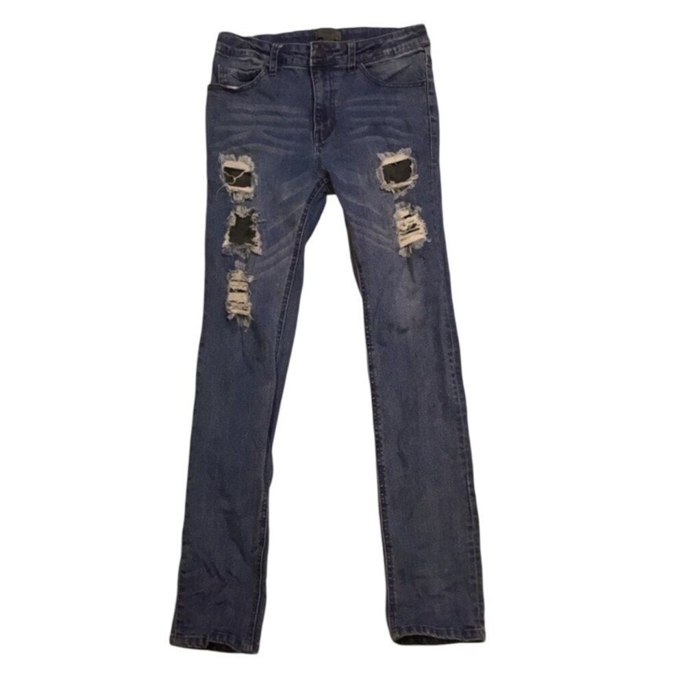 Forever 21 Destroyed Jeans
